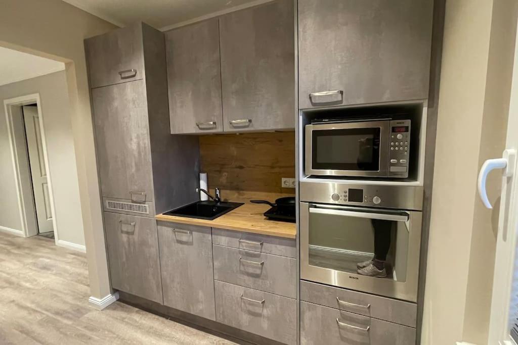 Modernes & Komfortables - 1 - Zimmer - Apartament Amburgo Esterno foto